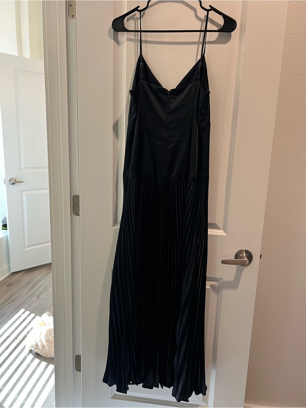 Astr Satin Pleated Drop Waist Maxi Dress in Dark Navy - Picture 5 of 6